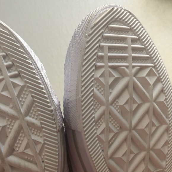 Converse Gemma Slip Ons NWOT/B Size 7.5 - Picture 7 of 10